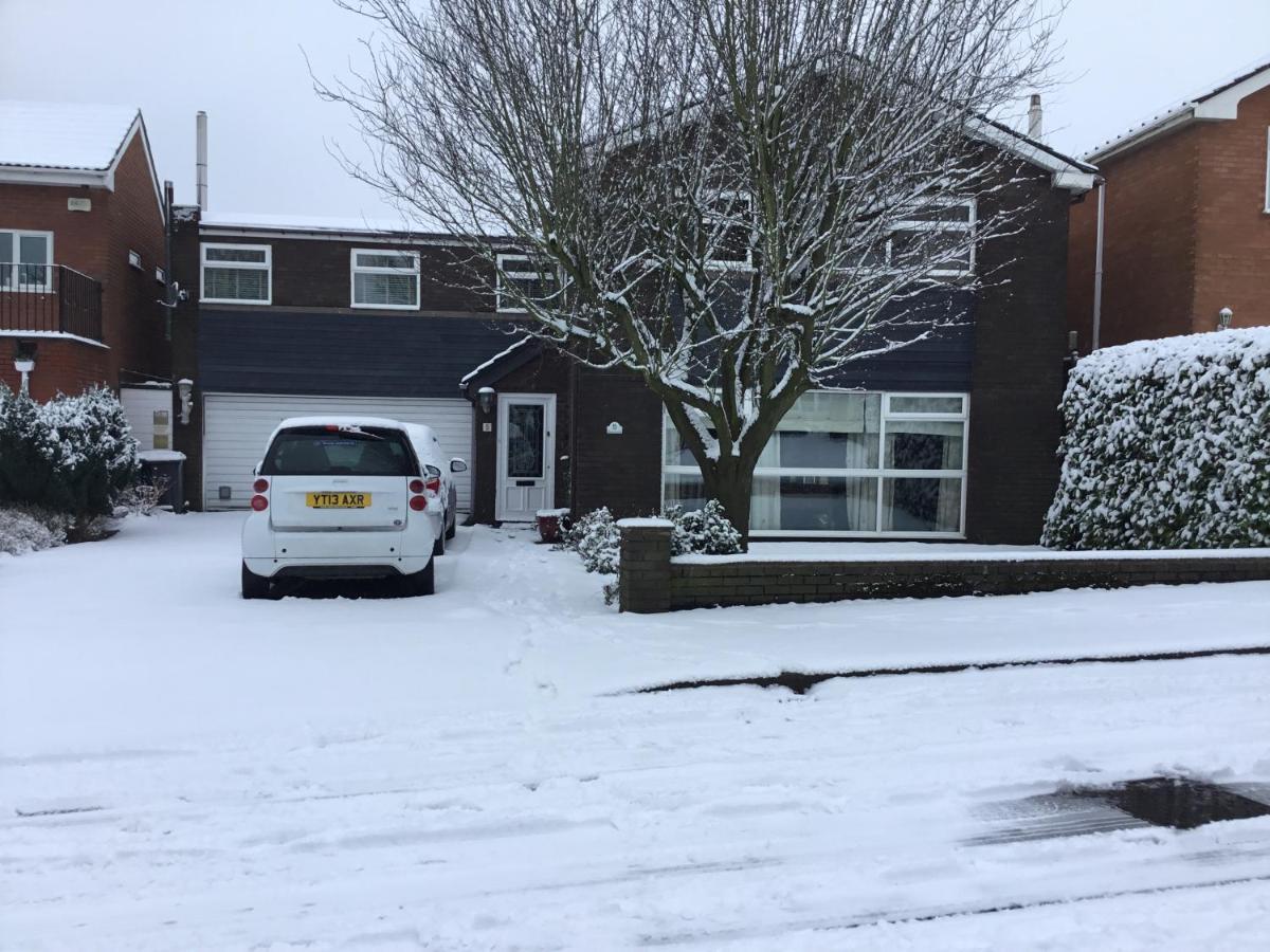 Hotel 5 Ravenhurst Drive Walsall Exterior photo